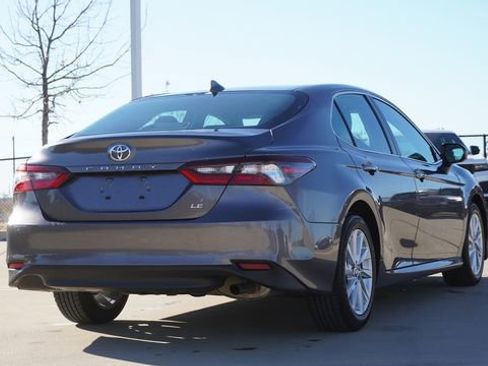 Used 2024 Toyota Camry LE image 9