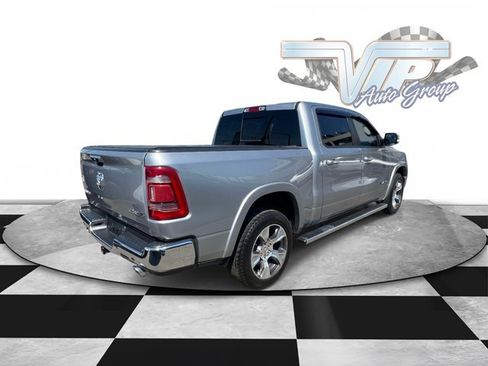 Used 2022 RAM 1500 Laramie AWD/4WD image 3