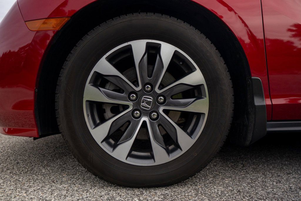 Used 2023 Honda Odyssey EX-L image 3