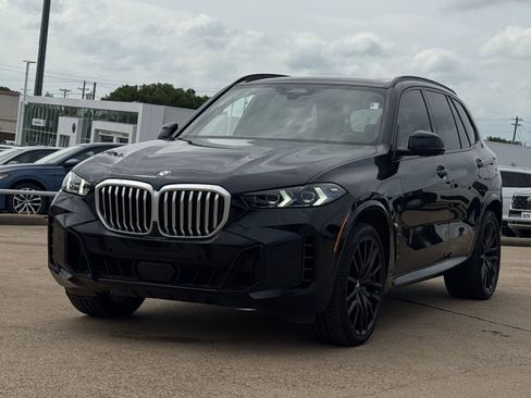Used 2025 BMW X5 xDrive40i w/ M Sport Package AWD/4WD image 8