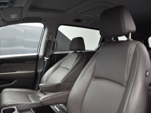 Used 2022 Honda Odyssey Touring image 13