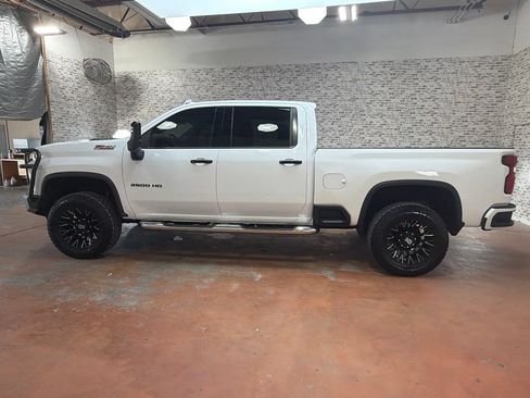 Used 2023 Chevrolet Silverado 2500 LTZ w/ LTZ Plus Package AWD/4WD image 4