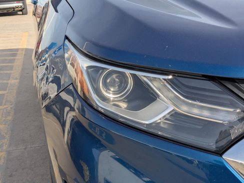 Used 2019 Chevrolet Equinox LT image 11