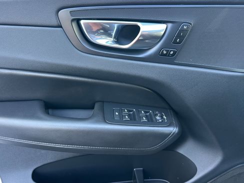Certified 2023 Volvo XC60 B5 Core w/ Climate Package image 11