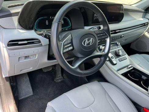 Used 2025 Hyundai Palisade SEL AWD/4WD image 2