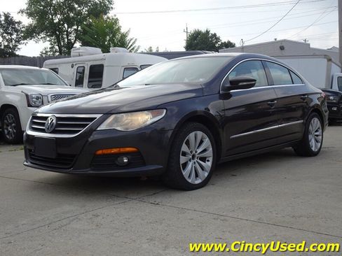 Used 2010 Volkswagen CC Sport FWD image 3
