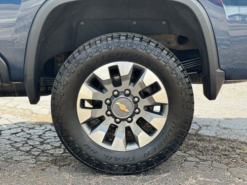 Used 2021 Chevrolet Silverado 2500 LT w/ Convenience Package image 28