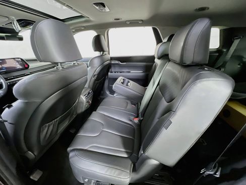 Used 2024 Hyundai Palisade SEL AWD/4WD image 25