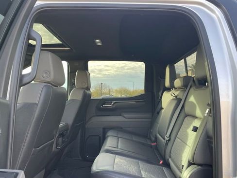 Used 2022 Chevrolet Silverado 1500 ZR2 w/ Technology Package image 31