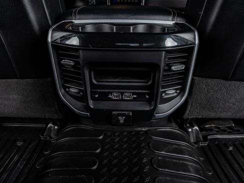 Used 2020 RAM 2500 Laramie image 32