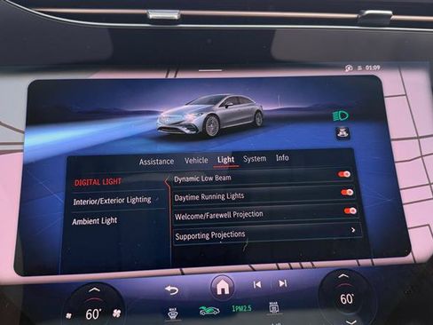 Used 2023 Mercedes-Benz EQS 580 4MATIC Sedan image 29