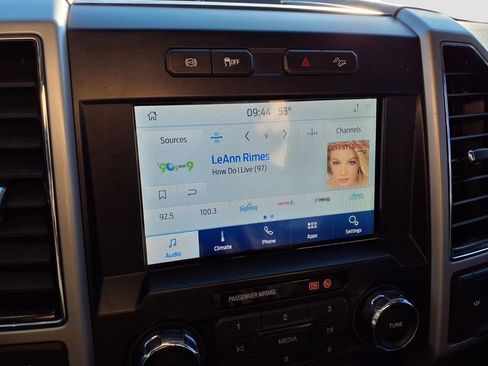 Used 2021 Ford F250 Lariat w/ Lariat Value Package image 9