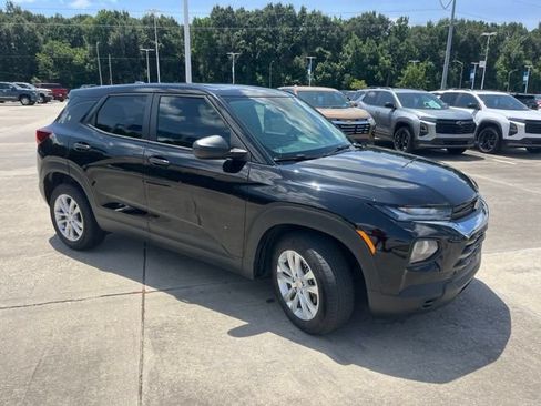 Used 2023 Chevrolet TrailBlazer LS FWD image 8