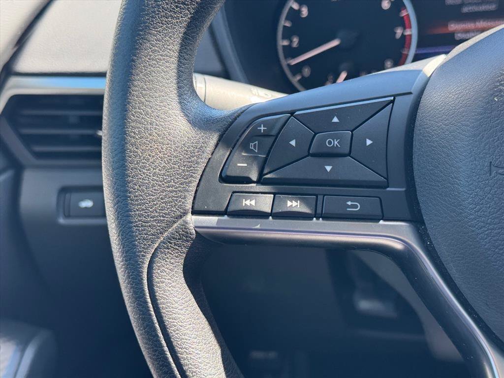 Used 2020 Nissan Altima 2.5 S FWD image 17