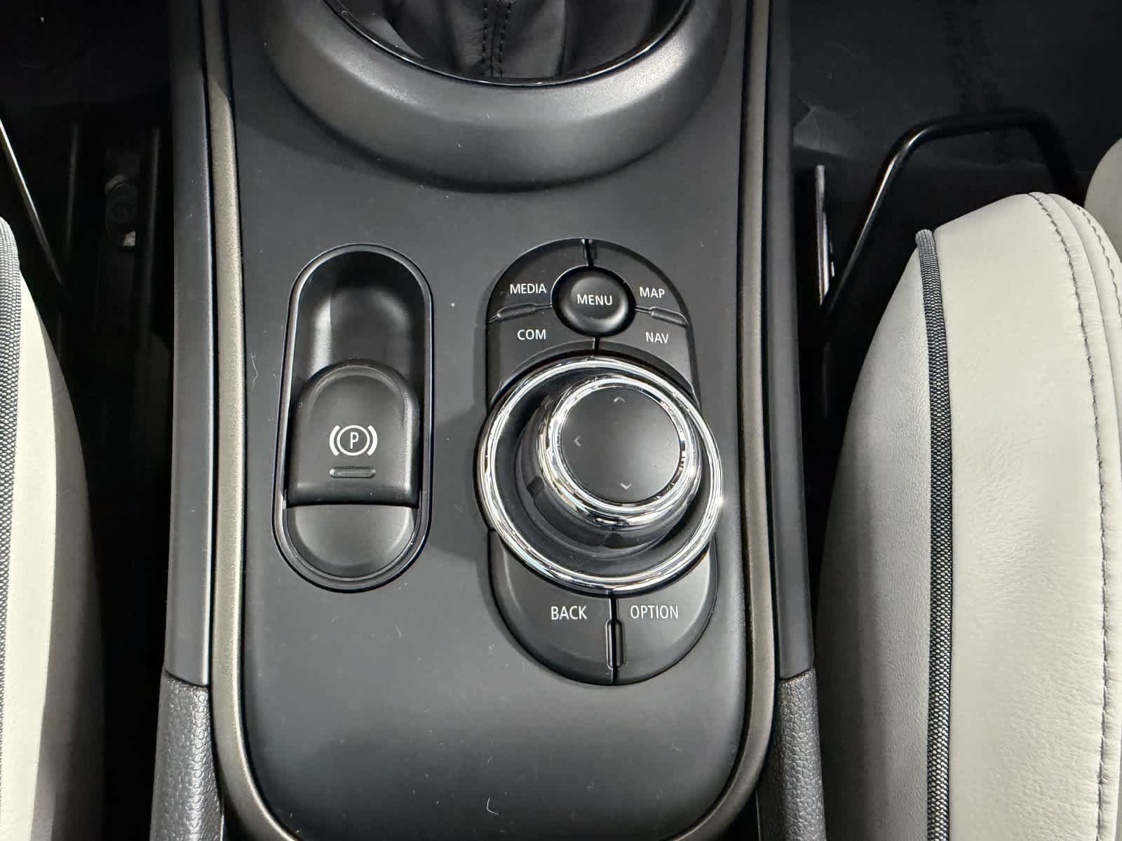 Used 2024 MINI Cooper Countryman S w/ Signature Upholstery Package FWD image 24