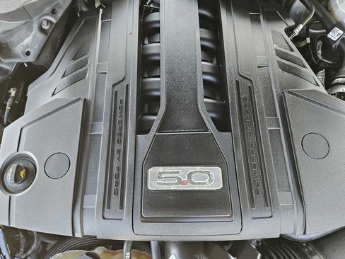 Used 2022 Ford Mustang GT Premium RWD image 28