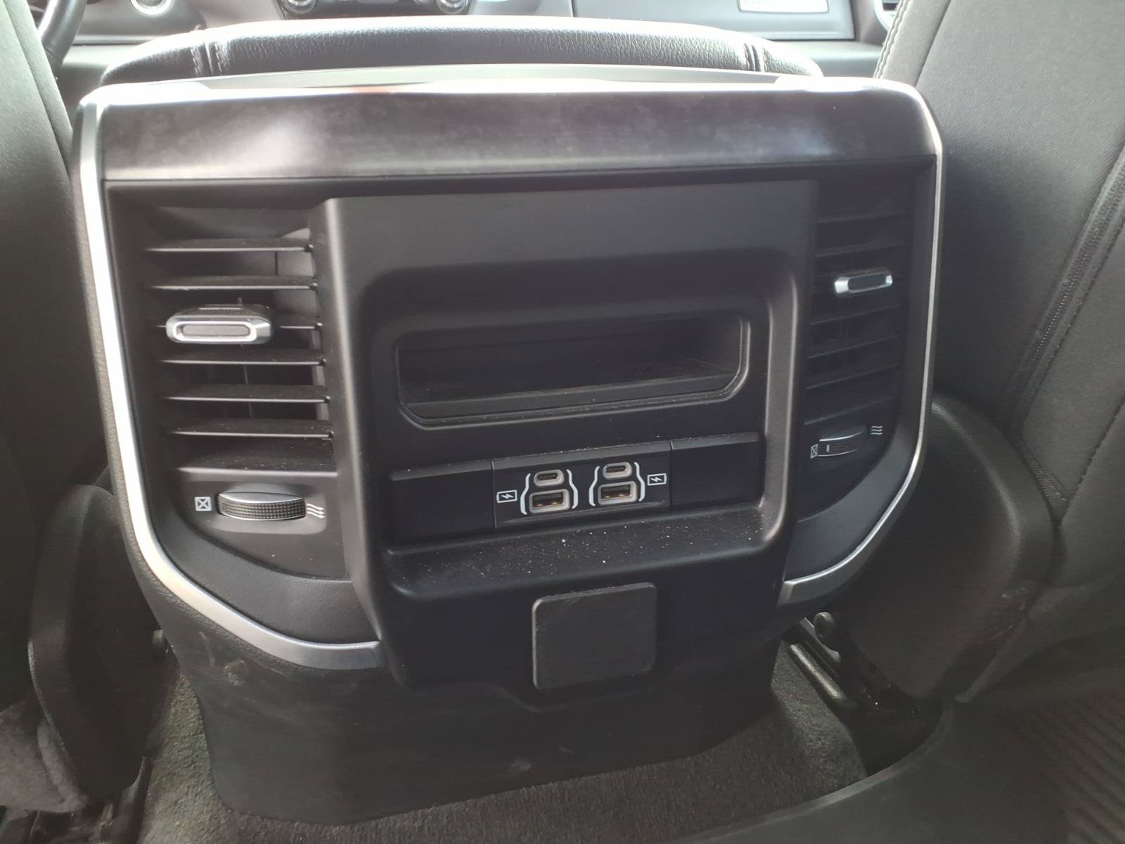 Used 2022 RAM 1500 Big Horn AWD/4WD image 15