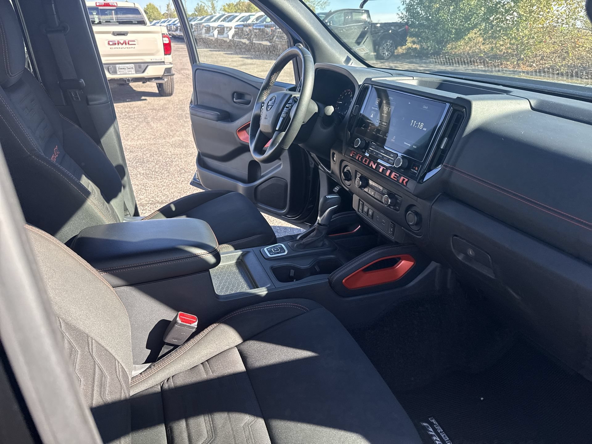 Used 2026 Nissan Frontier PRO-4X AWD/4WD image 35