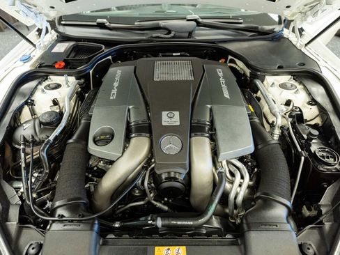 Used 2016 Mercedes-Benz SL 63 AMG image 19