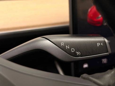 Used 2018 Tesla Model 3 Mid Range image 25