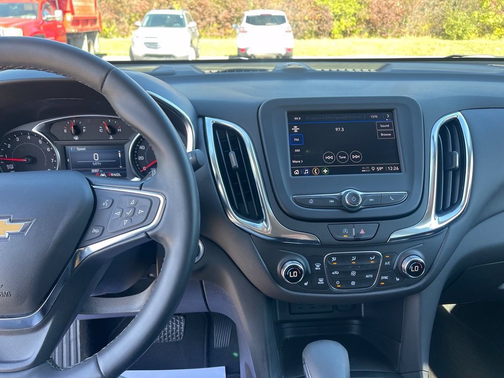Used 2024 Chevrolet Equinox LT FWD image 11