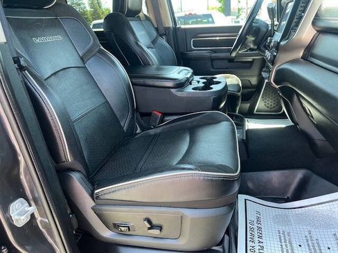 Used 2022 RAM 2500 Laramie image 12