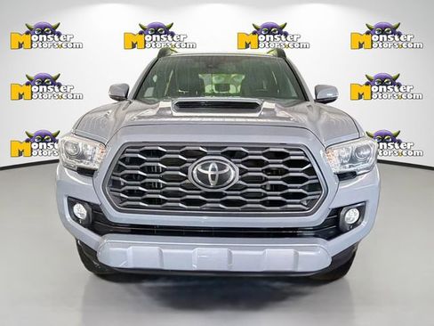 Used 2021 Toyota Tacoma TRD Sport AWD/4WD image 2