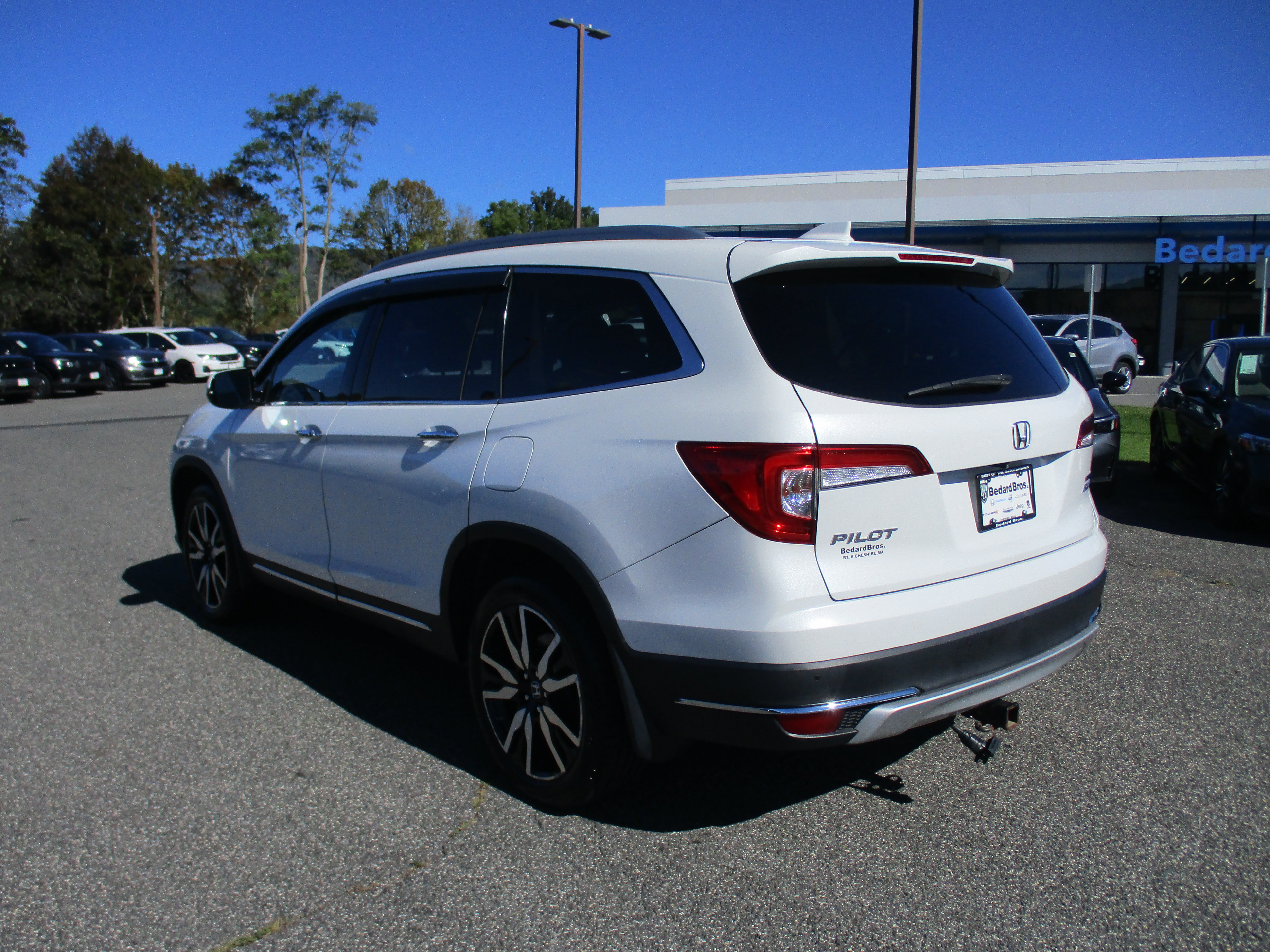 Certified 2020 Honda Pilot Touring image 7