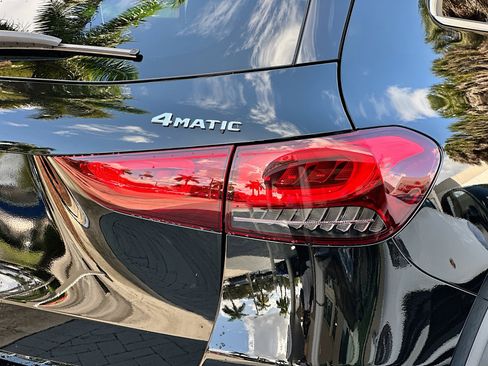 Used 2023 Mercedes-Benz GLA 250 4MATIC image 28