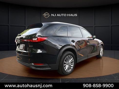 Used 2024 MAZDA CX-90 3.3 Turbo w/ Preferred Plus AWD/4WD image 13