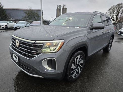 New 2026 Volkswagen Atlas SEL image 8