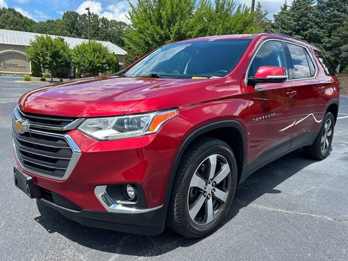 Used 2020 Chevrolet Traverse LT w/ LT Premium Package FWD image 63