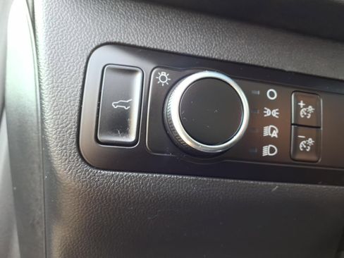 Used 2024 Ford Escape ST-Line image 17