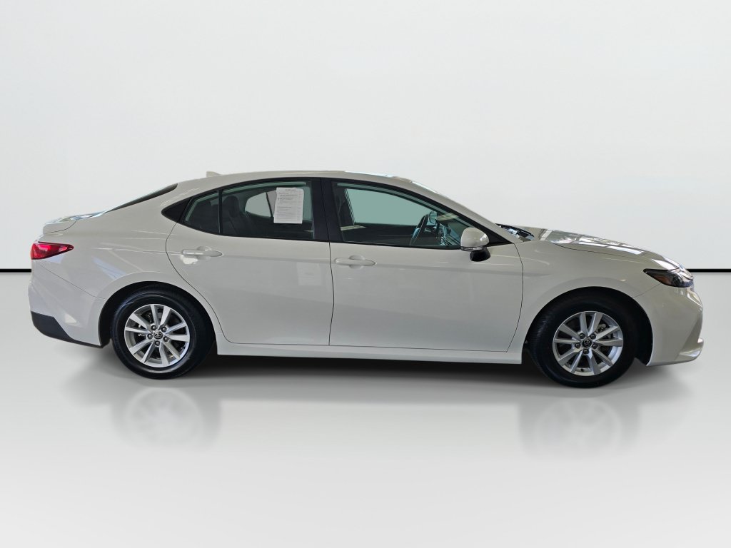 Used 2025 Toyota Camry LE w/ Convenience Package FWD image 6