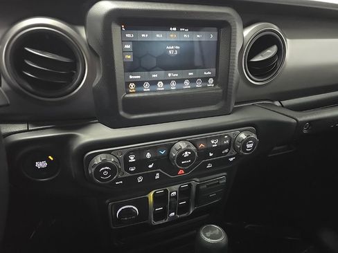 Used 2023 Jeep Wrangler Unlimited Sport AWD/4WD image 24