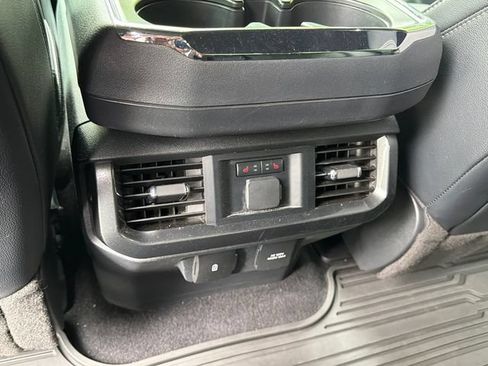 Used 2023 Ford F150 Lariat w/ Equipment Group 502A High AWD/4WD image 24