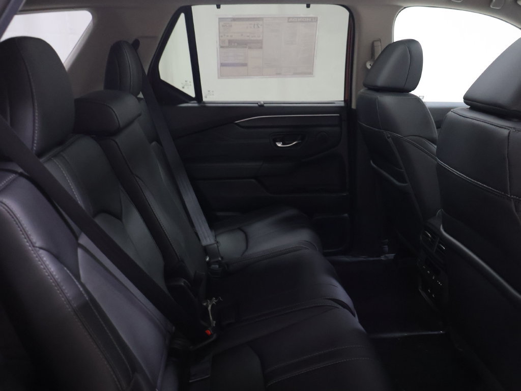 New 2026 Honda Pilot Touring image 15