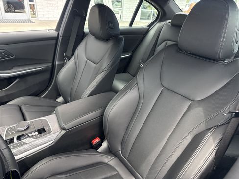 Used 2025 BMW 330i Sedan RWD image 11