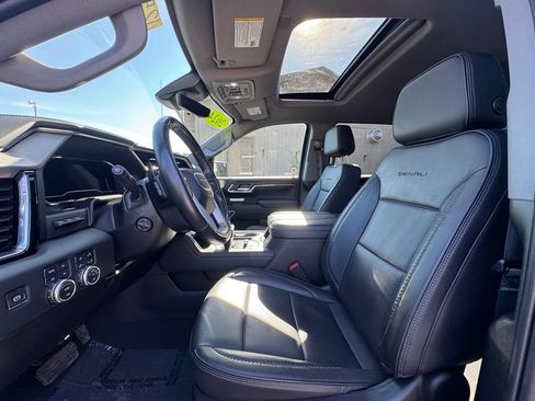 Used 2024 GMC Sierra 1500 Denali AWD/4WD image 23