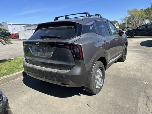 New 2026 Nissan Kicks SV image 2