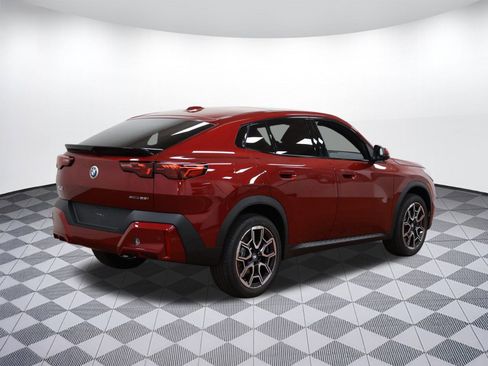 Used 2025 BMW X2 xDrive28i w/ Convenience Package image 7