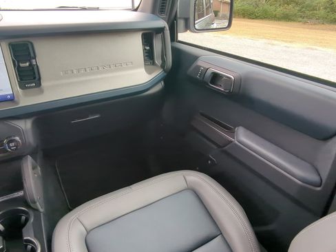 Certified 2024 Ford Bronco Outer Banks image 15