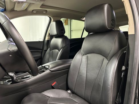 Used 2016 Buick Envision Premium AWD/4WD image 25