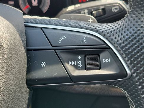 Used 2021 Audi SQ7 Premium Plus AWD/4WD image 29