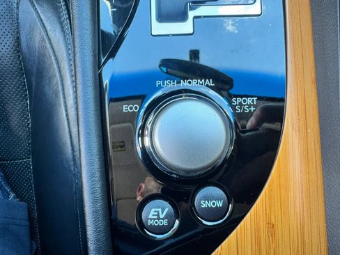Used 2013 Lexus GS 450h RWD image 46