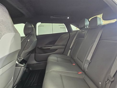 Used 2024 Lucid Air Touring image 20