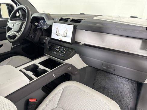 New 2025 Land Rover Defender 110 S image 35