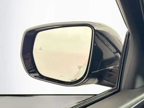 New 2025 Jeep Grand Cherokee Altitude image 45