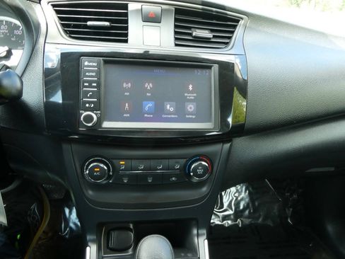 Used 2019 Nissan Sentra S FWD image 13
