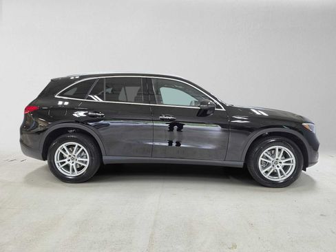 Used 2026 Mercedes-Benz GLC 300 4MATIC image 2
